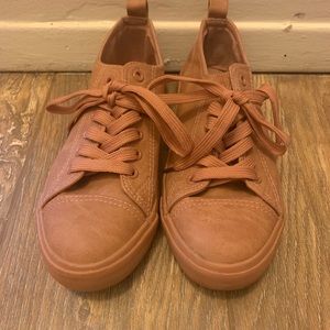 Peach/pinkish shoes ( Girls )